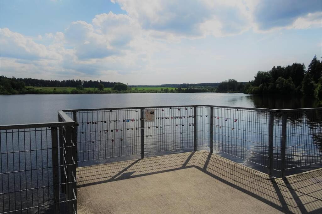Modernes Apartment Mit Traumhaftem Blick Ins Gruene Bräunlingen Exteriér fotografie