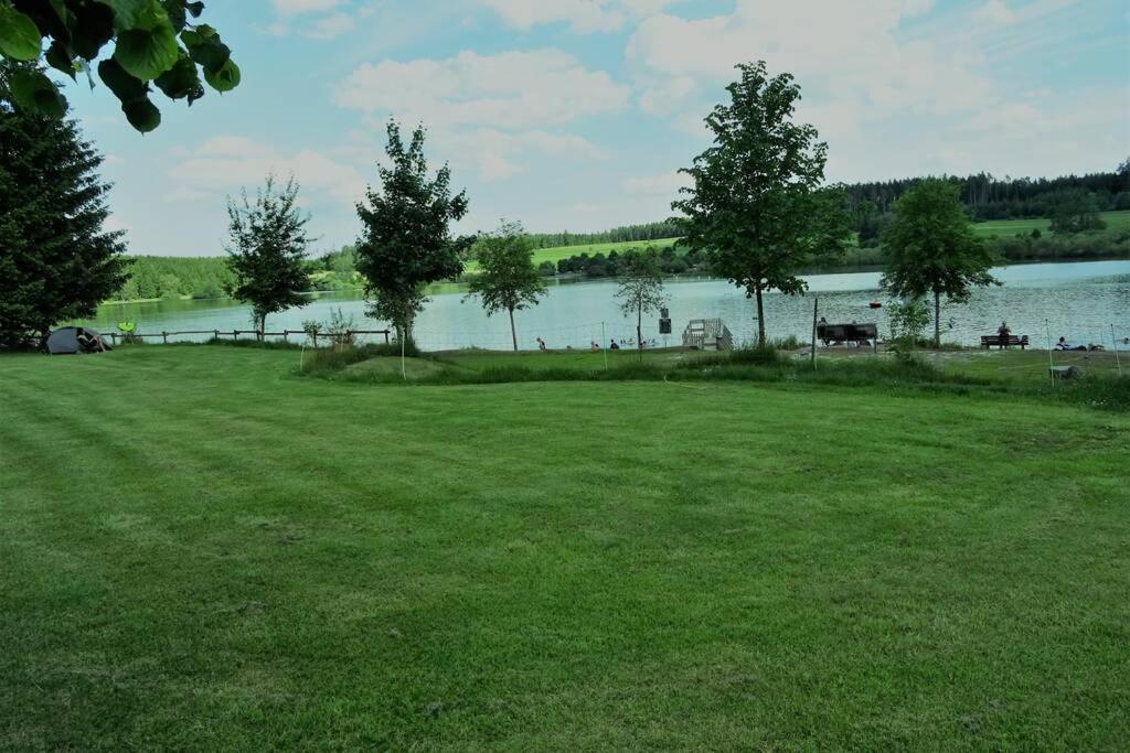 Modernes Apartment Mit Traumhaftem Blick Ins Gruene Bräunlingen Exteriér fotografie