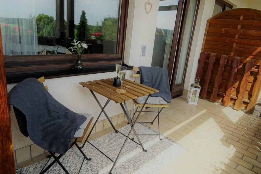 Modernes Apartment Mit Traumhaftem Blick Ins Gruene Bräunlingen Exteriér fotografie